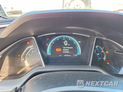Zdjęcie 9 z 11 samochodu: 2017 HONDA CIVIC EX VIN:19XFC1F3XHE014368 - miniatura