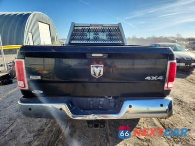 Zdjęcie 6 z 11 samochodu: 2015 RAM 3500 LARAMIE VIN:3C63R3JJXFG580087 - miniatura