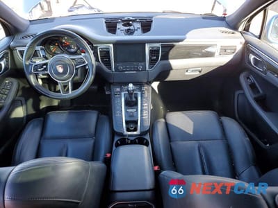 Zdjęcie 8 z 12 samochodu: 2017 PORSCHE MACAN VIN:WP1AA2A51HLB83408 - miniatura