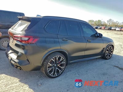 Trzecie zdjęcie samochodu z tyłu: 2022 BMW X5 M VIN:5YMJU0C02N9L56562 - miniatura