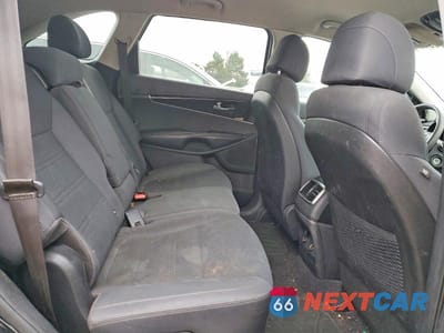Zdjęcie 11 z 12 samochodu: 2017 KIA SORENTO LX VIN:5XYPGDA57HG335256 - miniatura