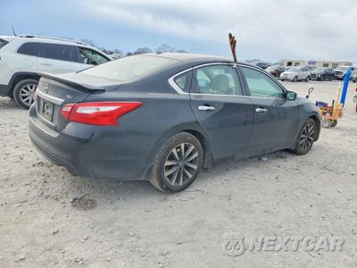 Trzecie zdjęcie samochodu z tyłu: 2017 NISSAN ALTIMA 2.5 VIN:1N4AL3AP8HC287905 - miniatura