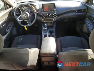 Zdjęcie 8 z 12 samochodu: 2021 NISSAN SENTRA SV VIN:3N1AB8CV1MY246025 - miniatura
