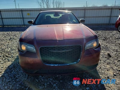 Piąte zdjęcie samochodu w środku: 2023 CHRYSLER 300 TOURING VIN:2C3CCAAG4PH688164 - miniatura