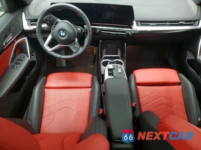 Zdjęcie 8 z 12 samochodu: 2025 BMW X1 XDRIVE28I VIN:WBX73EF00S5272910 - miniatura