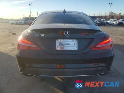 Zdjęcie 6 z 13 samochodu: 2018 MERCEDES-BENZ CLA 250 VIN:WDDSJ4EB8JN600198 - miniatura