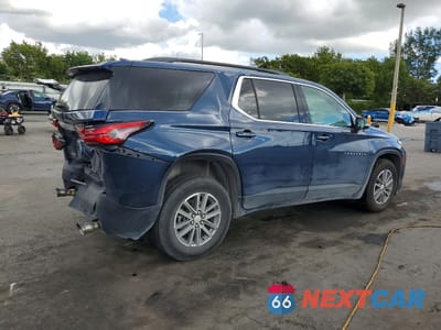 Trzecie zdjęcie samochodu z tyłu: 2023 CHEVROLET TRAVERSE LT VIN:1GNERGKW3PJ116231 - miniatura