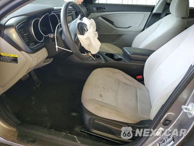 Zdjęcie 7 z 12 samochodu: 2015 KIA OPTIMA LX VIN:5XXGM4A71FG493944 - miniatura