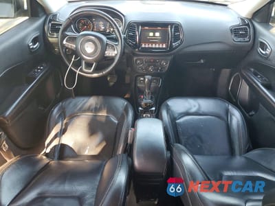 Zdjęcie 8 z 14 samochodu: 2019 JEEP COMPASS LIMITED VIN:3C4NJCCB4KT711322 - miniatura