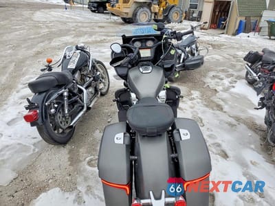 Zdjęcie 6 z 9 samochodu: 2023 INDIAN MOTORCYCLE CO. CHALLENGER VIN:56KLCBRR1P3423660 - miniatura