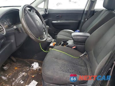 Zdjęcie 7 z 12 samochodu: 2010 KIA RONDO LX VIN:KNAHG8A82A7322811 - miniatura