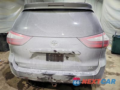 Zdjęcie 6 z 13 samochodu: 2015 TOYOTA SIENNA LE VIN:5TDJK3DC3FS105402 - miniatura