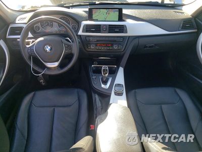 Zdjęcie 8 z 12 samochodu: 2014 BMW 328 XI VIN:WBA3G7C52EKN37020 - miniatura