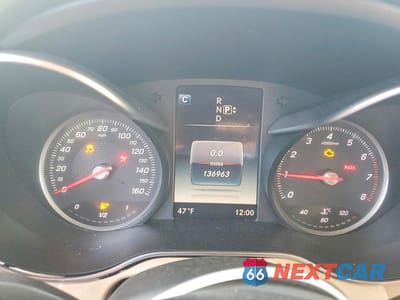 Zdjęcie 9 z 11 samochodu: 2015 MERCEDES-BENZ C 300 4MATIC VIN:55SWF4KB4FU032554 - miniatura