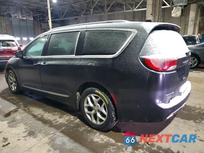 Drugie zdjęcie samochodu z przodu: 2018 CHRYSLER PACIFICA TOURING L VIN:2C4RC1BG1JR330879 - miniatura