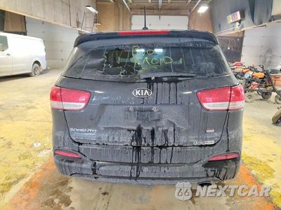 Zdjęcie 6 z 13 samochodu: 2016 KIA SORENTO LX VIN:5XYPG4A36GG124997 - miniatura