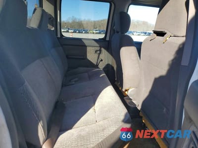 Zdjęcie 10 z 12 samochodu: 2000 NISSAN FRONTIER CREW CAB XE VIN:1N6ED27TXYC427537 - miniatura
