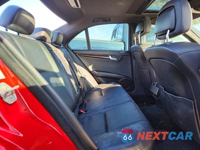 Zdjęcie 10 z 12 samochodu: 2012 MERCEDES-BENZ C 300 4MATIC VIN:WDDGF8BB7CR209137 - miniatura