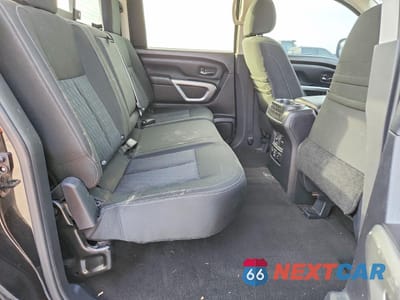 Zdjęcie 10 z 12 samochodu: 2019 NISSAN TITAN SV VIN:1N6AA1E51KN509402 - miniatura