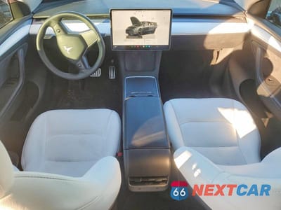 Zdjęcie 8 z 12 samochodu: 2023 TESLA MODEL Y VIN:7SAYGDEF9PF860268 - miniatura