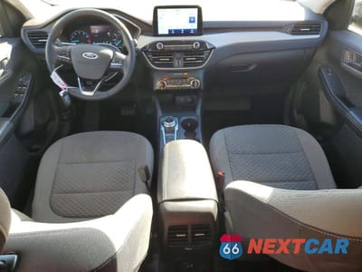 Zdjęcie 8 z 14 samochodu: 2022 FORD ESCAPE SE VIN:1FMCU0G68NUA90411 - miniatura