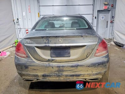 Zdjęcie 6 z 11 samochodu: 2017 MERCEDES-BENZ C 300 4MATIC VIN:55SWF4KB5HU202567 - miniatura