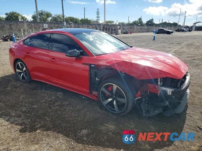 Czwarte zdjęcie samochodu z boku: 2024 AUDI A5 PREMIUM PLUS 45 VIN:WAUFACF54RA105429 - miniatura