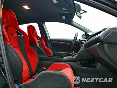 Piąte zdjęcie samochodu w środku: 2019 HONDA CIVIC TYPE-R TOURING VIN:SHHFK8G7XKU205754 - miniatura