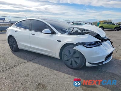 Czwarte zdjęcie samochodu z boku: 2025 TESLA MODEL 3 VIN:5YJ3E1EA1SF943315 - miniatura