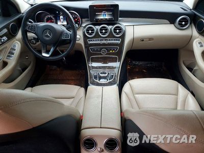 Zdjęcie 8 z 13 samochodu: 2018 MERCEDES-BENZ C 300 VIN:55SWF4JB2JU278514 - miniatura