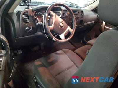 Zdjęcie 8 z 11 samochodu: 2013 CHEVROLET SILVERADO K1500 LT VIN:1GCRKSE76DZ413786 - miniatura