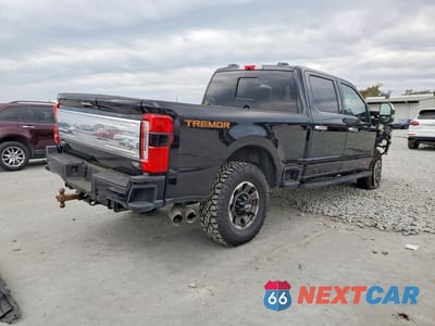Trzecie zdjęcie samochodu z tyłu: 2024 FORD F250 SUPER DUTY VIN:1FT8W2BM8RED04349 - miniatura
