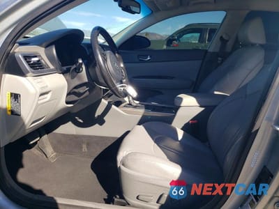 Zdjęcie 7 z 12 samochodu: 2017 KIA OPTIMA PLUG-IN HYBRID VIN:KNAGV4LD2H5007632 - miniatura