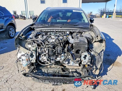 Piąte zdjęcie samochodu w środku: 2024 MAZDA CX-30 CARBON TURBO VIN:3MVDMBXY1RM655211 - miniatura