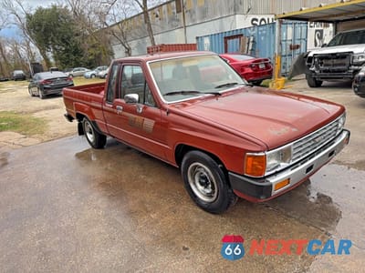 1985 TOYOTA PICKUP XTRACAB RN56 DLX JT4RN56D9F5042940 - główne zdjęcie licytacji z USA - miniatura