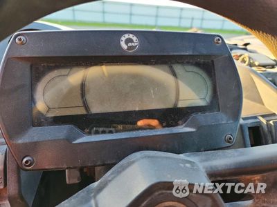 Zdjęcie 8 z 10 samochodu: 2025 CAN-AM MAVERICK X3 UTILITY VEHICLE VIN:3JBVNAV28SE001000 - miniatura