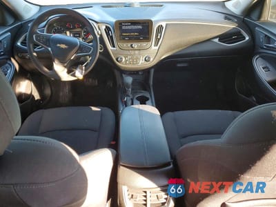 Zdjęcie 8 z 11 samochodu: 2025 CHEVROLET MALIBU LT VIN:1G1ZD5STXSF121451 - miniatura