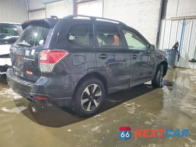 Trzecie zdjęcie samochodu z tyłu: 2018 SUBARU FORESTER 2.5I PREMIUM VIN:JF2SJAGC7JH547170 - miniatura