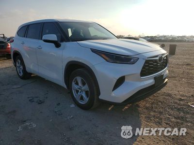 Czwarte zdjęcie samochodu z boku: 2021 TOYOTA HIGHLANDER L VIN:5TDCZRAH9MS521880 - miniatura
