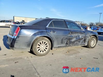 Trzecie zdjęcie samochodu z tyłu: 2012 CHRYSLER 300 VIN:2C3CCAAG1CH107214 - miniatura