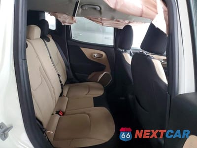 Zdjęcie 11 z 12 samochodu: 2016 JEEP RENEGADE LATITUDE VIN:ZACCJABT0GPE33541 - miniatura