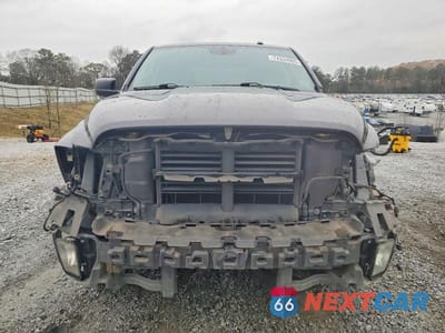 Piąte zdjęcie samochodu w środku: 2017 RAM 1500 ST VIN:3C6RR6KT4HG582187 - miniatura