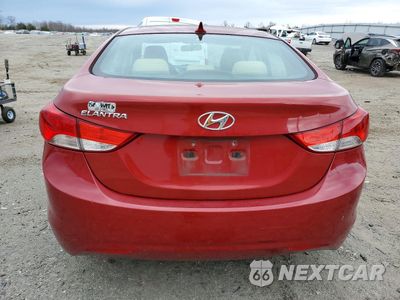Zdjęcie 6 z 13 samochodu: 2013 HYUNDAI ELANTRA GLS VIN:KMHDH4AEXDU736563 - miniatura