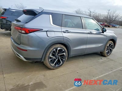 Trzecie zdjęcie samochodu z tyłu: 2023 MITSUBISHI OUTLANDER SE VIN:JA4J3UA84PZ024681 - miniatura