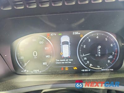 Zdjęcie 9 z 12 samochodu: 2016 VOLVO XC90 T6 VIN:YV4A22PK4G1075531 - miniatura