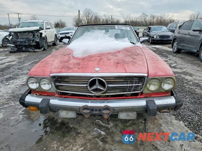 Piąte zdjęcie samochodu w środku: 1985 MERCEDES-BENZ 380 SL VIN:WDBBA45C6FA035241 - miniatura