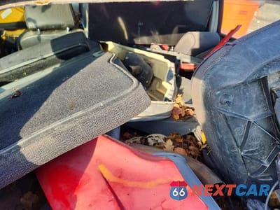 Zdjęcie 12 z 12 samochodu: 1998 BMW 318 TI VIN:WBACG7321WKC30965 - miniatura