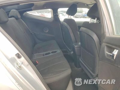 Zdjęcie 10 z 13 samochodu: 2016 HYUNDAI VELOSTER VIN:KMHTC6AD0GU298590 - miniatura