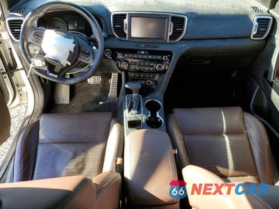Zdjęcie 8 z 13 samochodu: 2017 KIA SPORTAGE VIN:KNDPR3A60H7223506 - miniatura