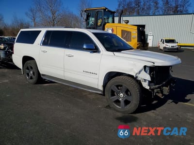 Czwarte zdjęcie samochodu z boku: 2016 CHEVROLET SUBURBAN K1500 LTZ VIN:1GNSKJKC0GR240517 - miniatura